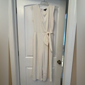 Tahari ASL White Side Tie Jumpsuit Size 10